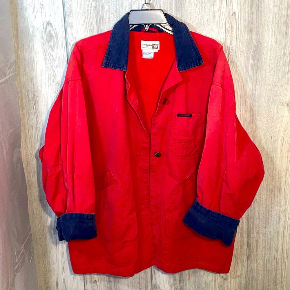 Vintage Red Women's Barn Jacket W/Navy Corduroy Collar & Sleeves M Anne Klein